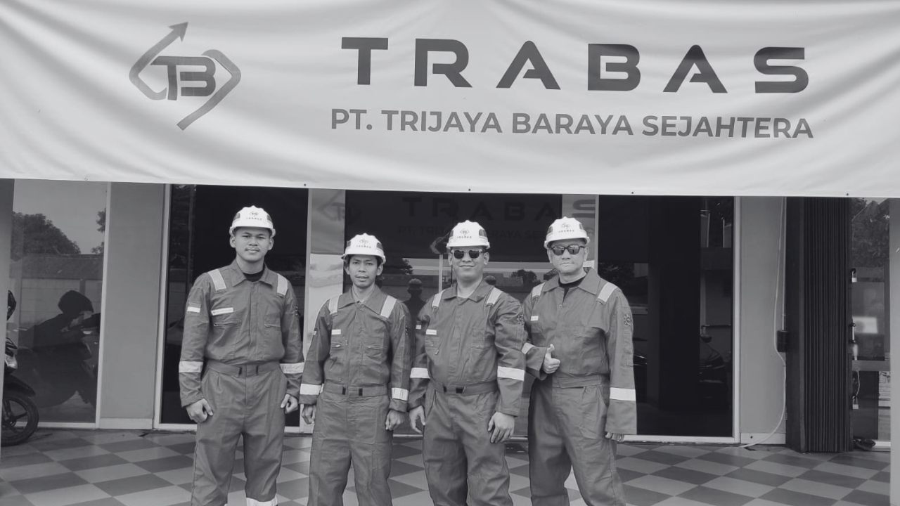 TRABAS field engineering team at the head office